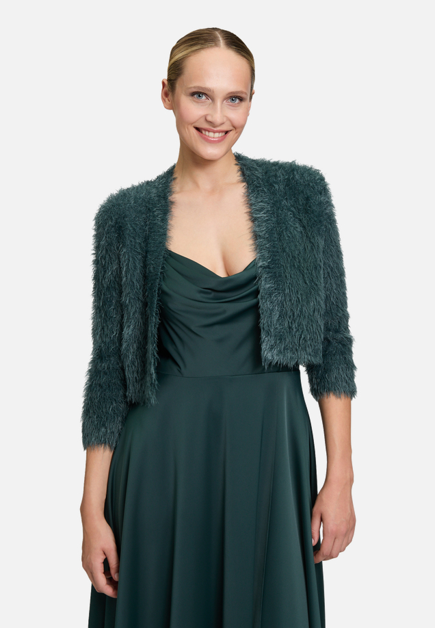 Strickbolero mit Struktur / Modellfoto Vorderseite