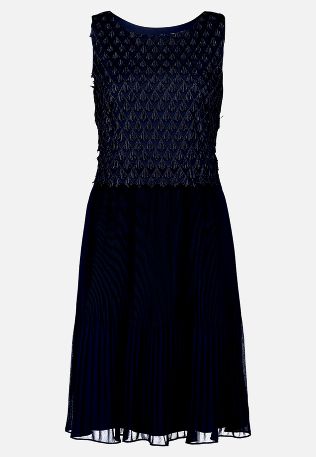 Cocktailkleid mit Plissee / Vorderseite