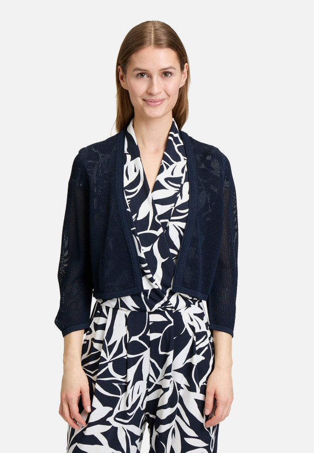 Sommer-Strickjacke mit 3/4 Arm / Modellfoto Vorderseite