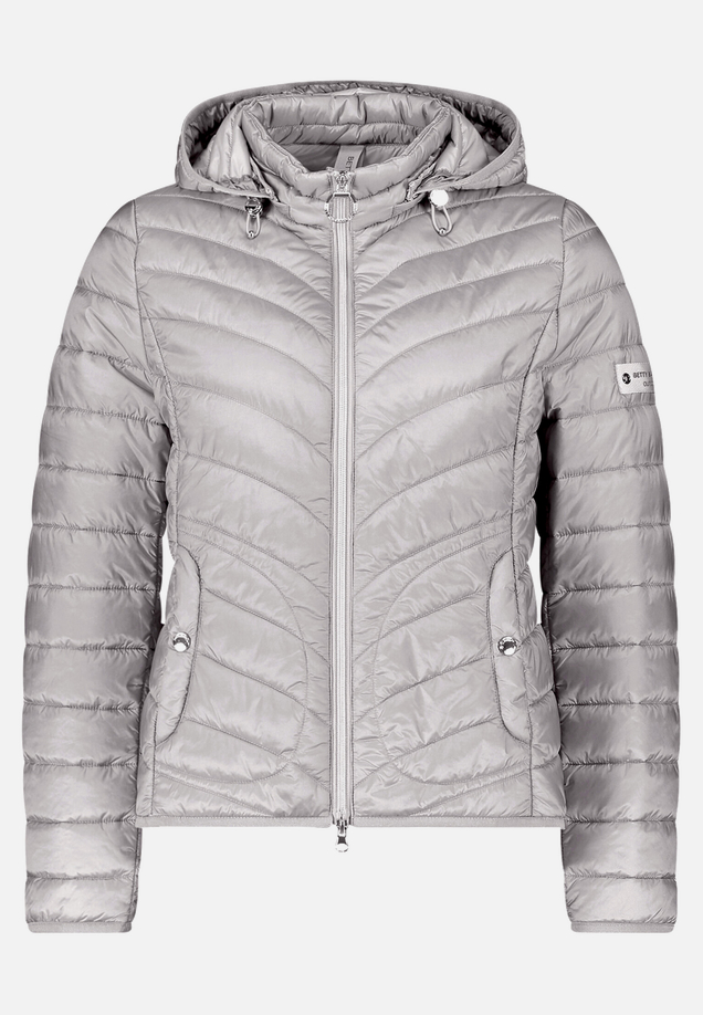 Outdoorjacke mit abnehmbarer Kapuze / Vorderseite