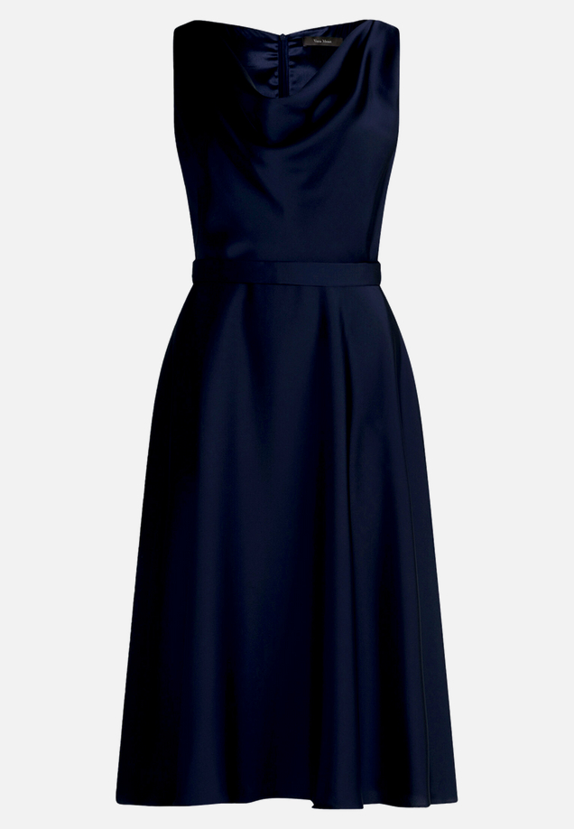 Cocktailkleid mit Wasserfallausschnitt / Vorderseite