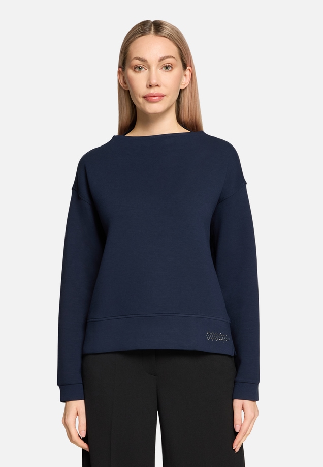 Sweatshirt mit Stehkragen / Modellfoto Vorderseite