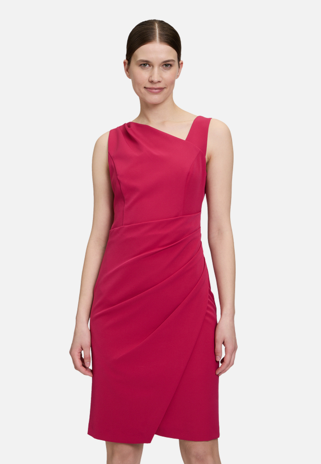 Cocktailkleid ohne Arm / Modellfoto Vorderseite