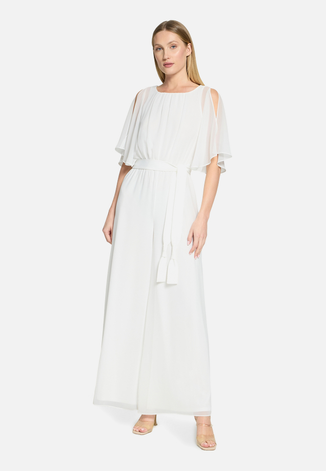 Jumpsuit mit Bindegürtel / Modellfoto Vorderseite