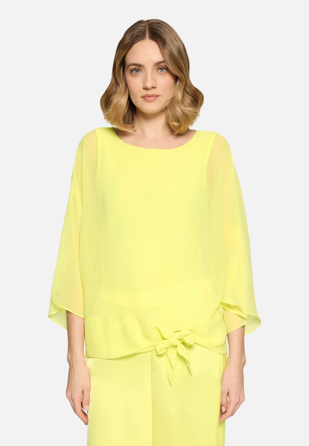 Chiffonbluse unifarben / Modellfoto Vorderseite