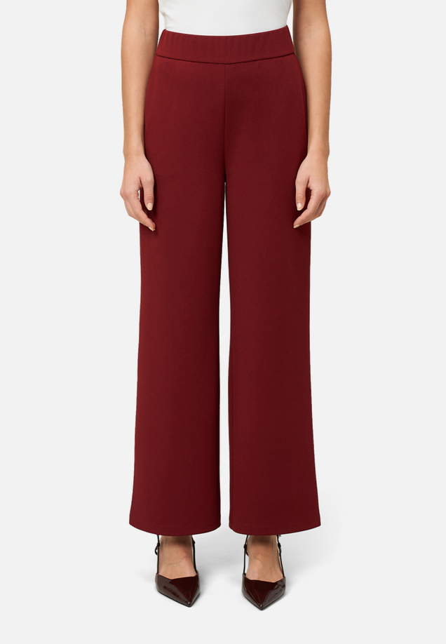 Basic-Hose in 7/8 Länge Malou / Modellfoto Vorderseite