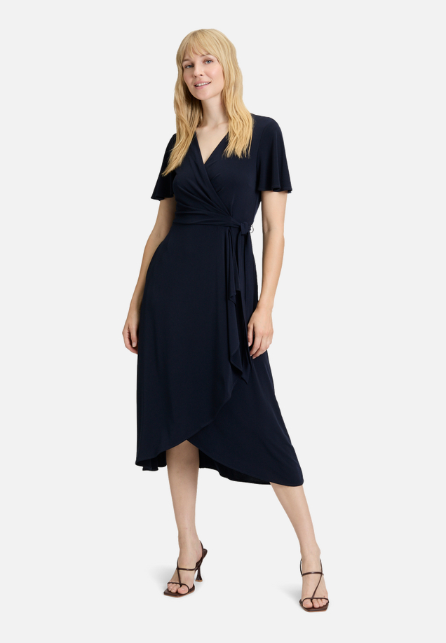 Jerseykleid kurzarm / Modellfoto Vorderseite