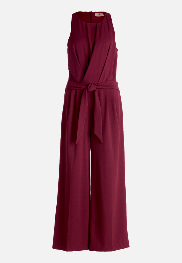 Jumpsuit mit Bindegürtel / Vorderseite